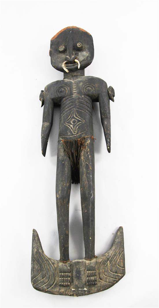 Tribal Art: A Sepik River wall mask & other items